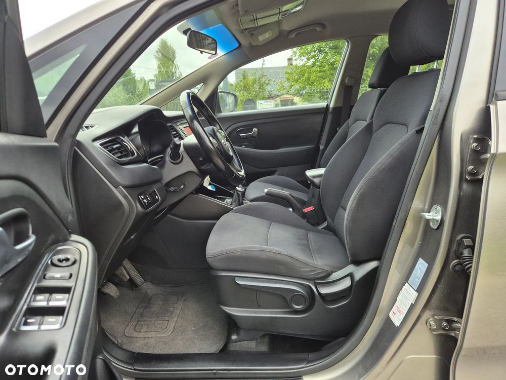 Kia Carens 1.7 CRDi 115 Dream Team Edition - 5