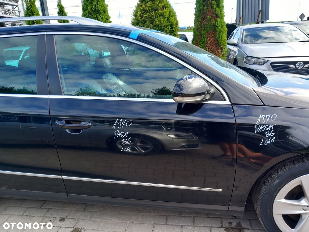 VW PASSAT B6 DRZWI PRAWE PRZEDNIE PRAWY PRZÓD KOLOR: L041 - 1