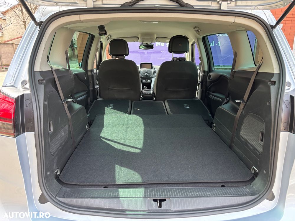 Opel Zafira - 23