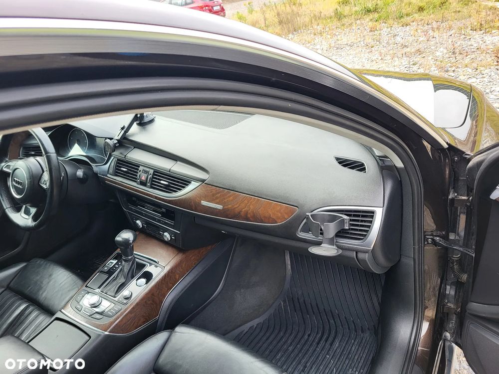 Audi A6 Allroad - 13