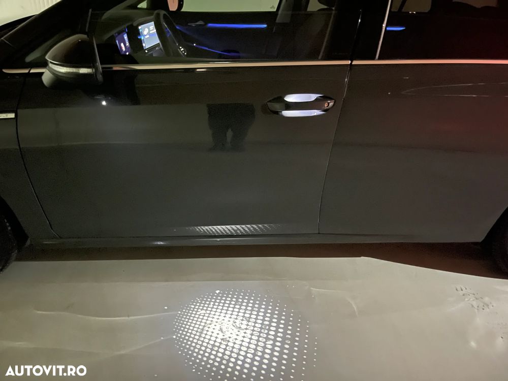 Volkswagen Golf 2.0 TDI DSG Style - 30