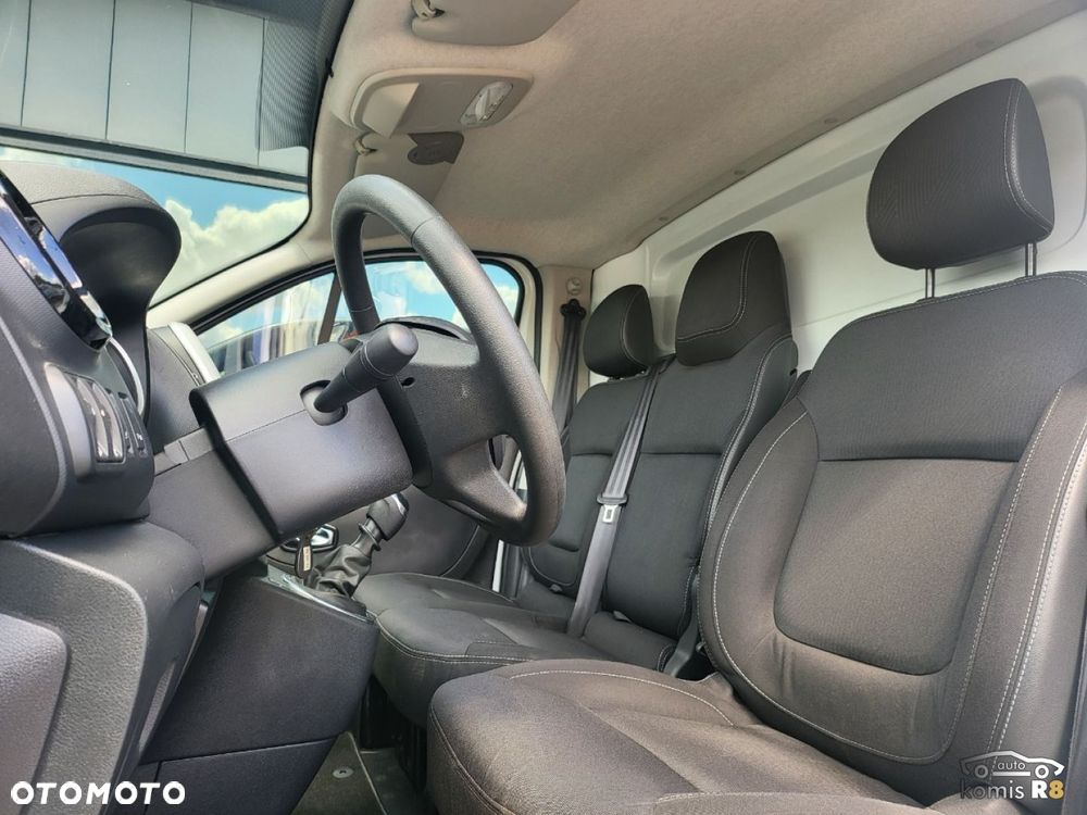 Renault Trafic - 15