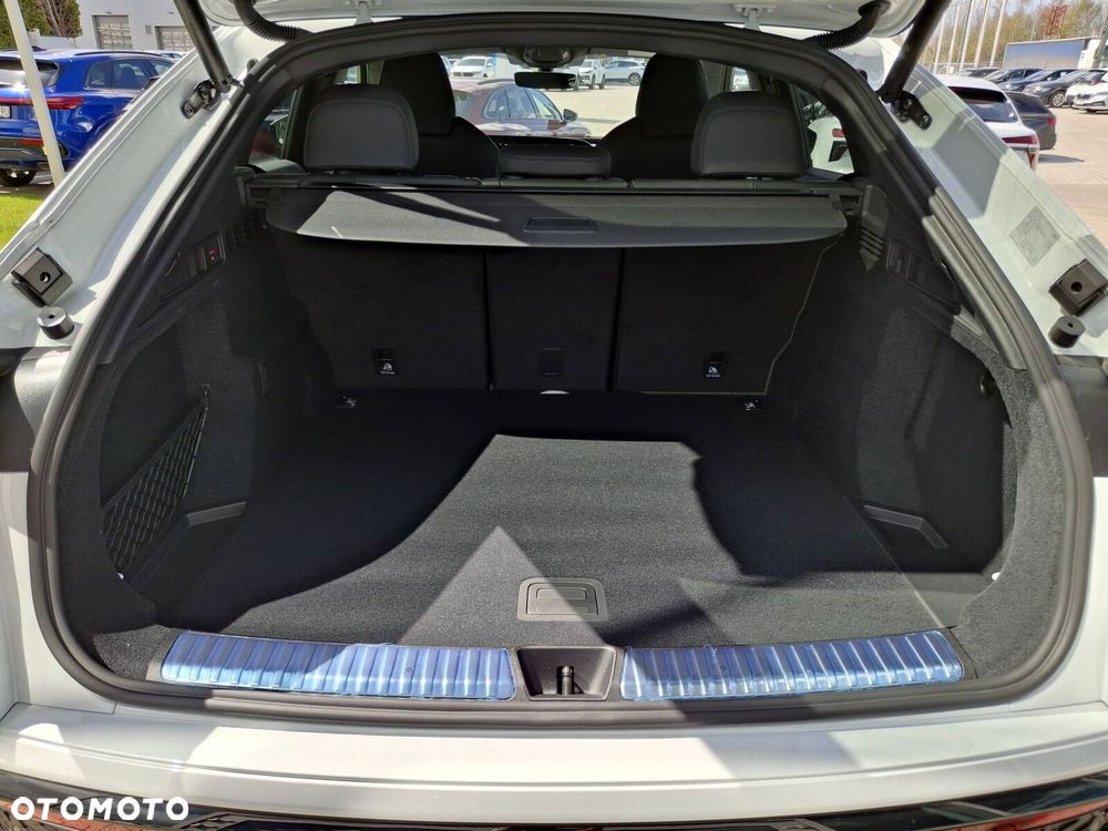 Audi Q5 Sportback - 14