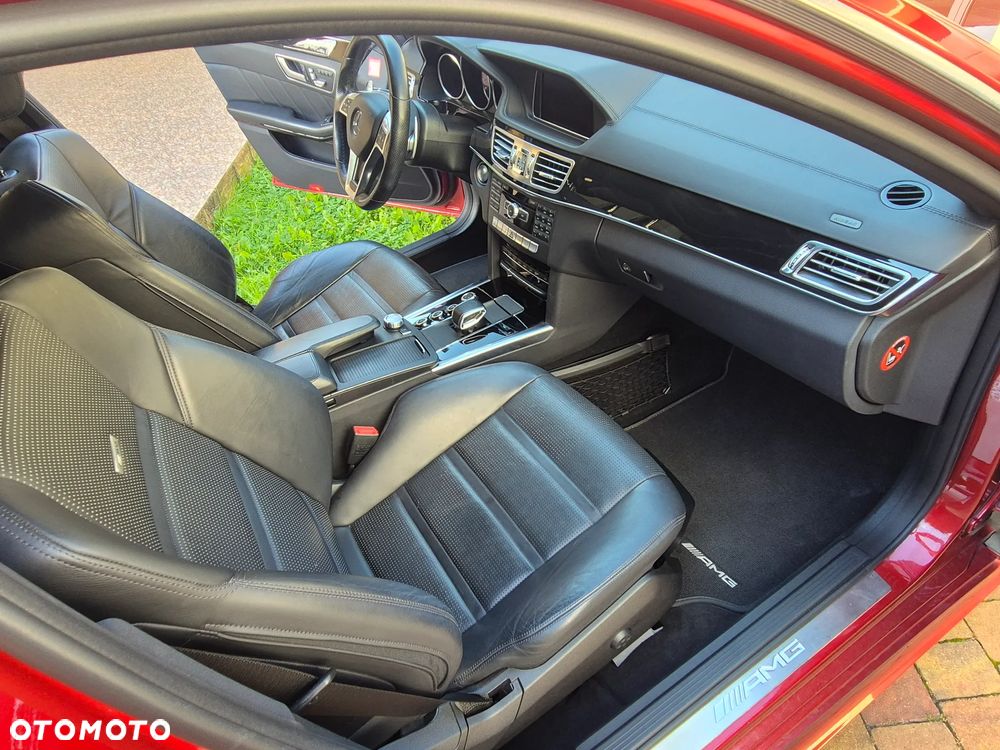Mercedes-Benz Klasa E 63 AMG 4Matic AMG Speedshift MCT - 16