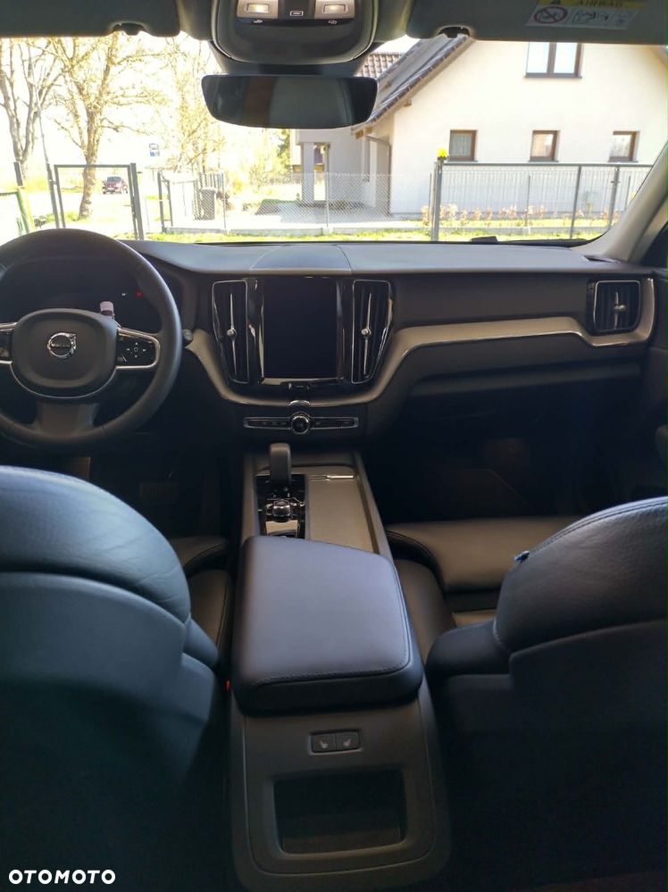 Volvo XC 60 B4 B Plus Bright - 9