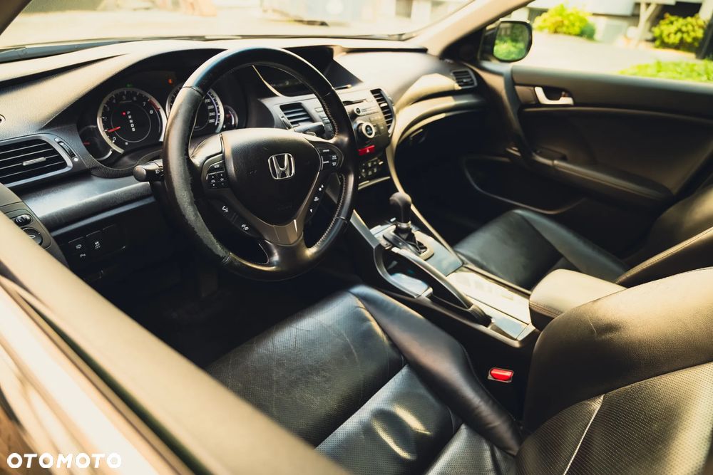 Honda Accord 2.4 Executive - 13