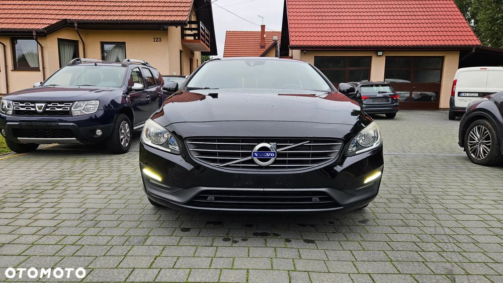 Volvo V60 D2 Momentum - 31