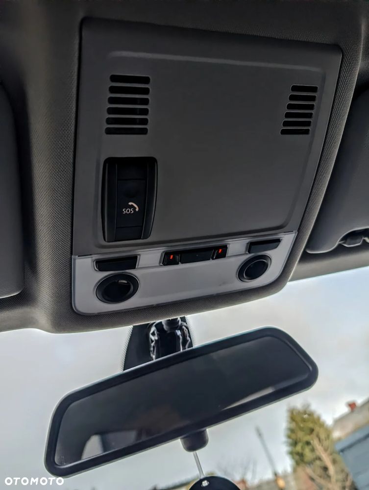 BMW Seria 3 318d - 22