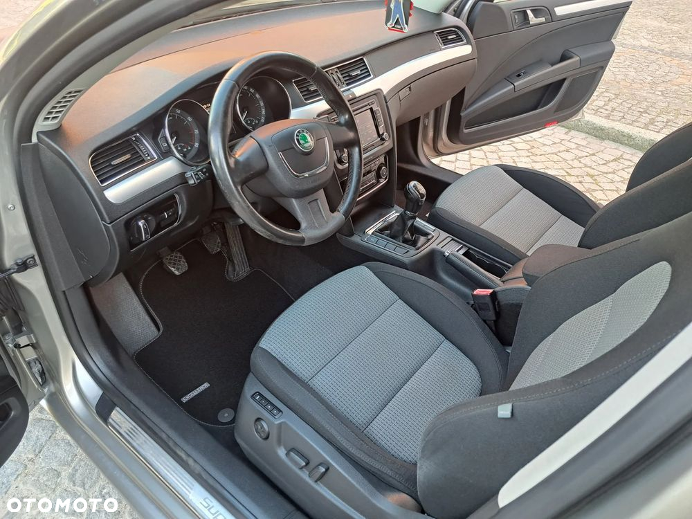 Skoda Superb 1.8 TSI Comfort - 30