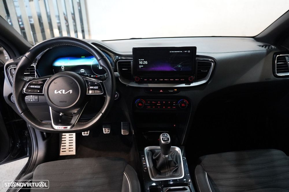 Kia Ceed 1.0 T-GDI GT Line - 24
