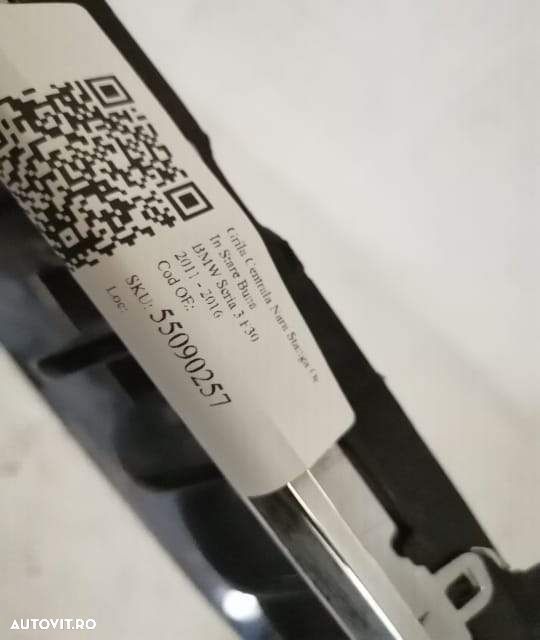 Grila Centrala Nara Stanga Originala In Stare Buna BMW Seria 3 F30 201 - 4