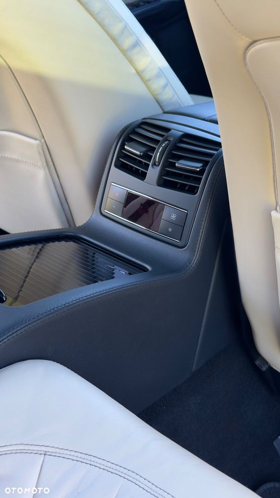 Mercedes-Benz CLS 500 4-Matic BlueEff - 19
