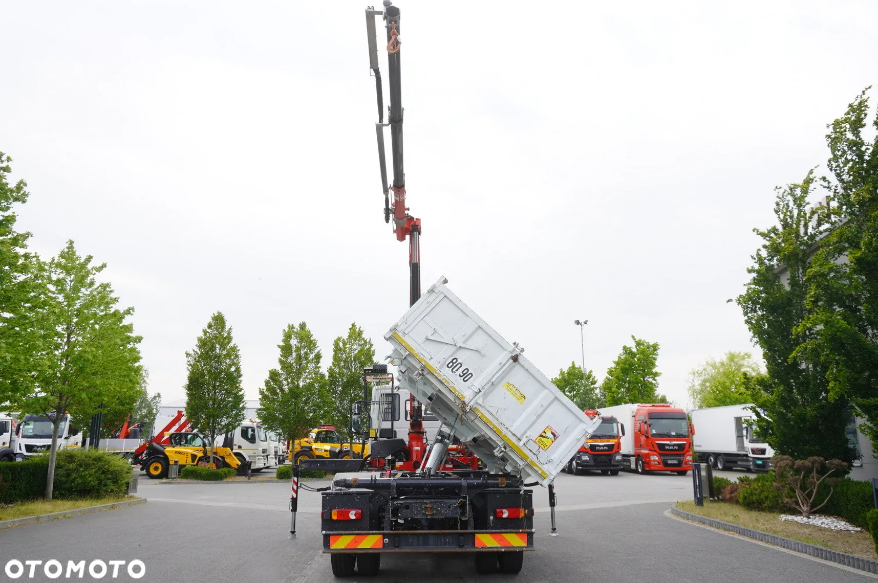 Iveco Eurocargo 160-250 / HDS Fassi F95 / 120 tys. km / wywrotka 3-stronna - 8