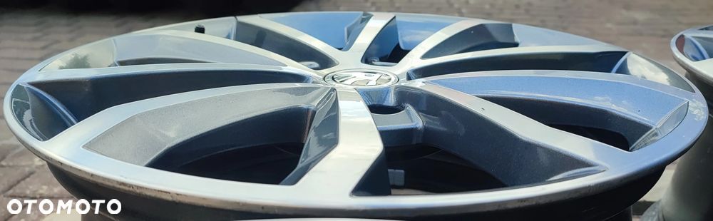 Felgi Aluminiowe Oryg. Skoda Octavia III 17 Cali 5x112 7Jx17 Et49 Ø57,1mm Grafit+Polerka Starogard Gdański Wysyłka !!! - 6