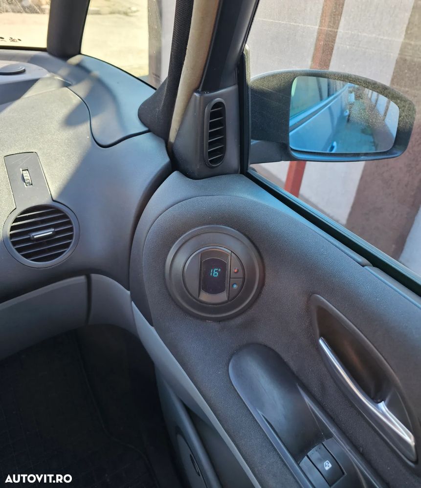 Renault Grand Espace 2.0 dCi Expression - 16