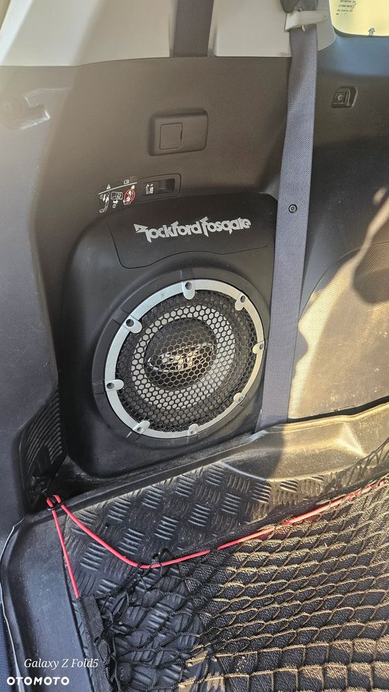 Mitsubishi Outlander - 12