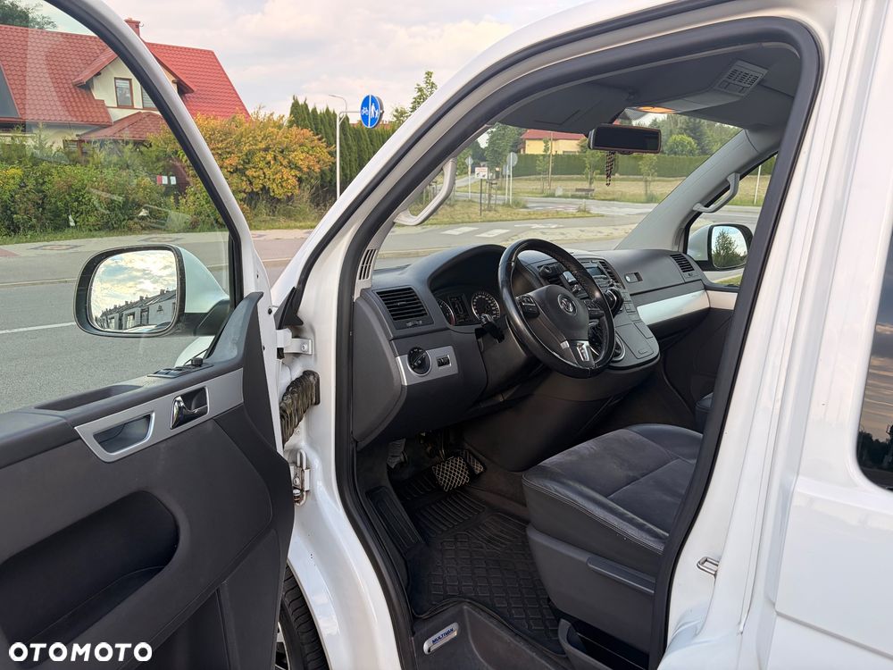 Volkswagen Transporter - 16