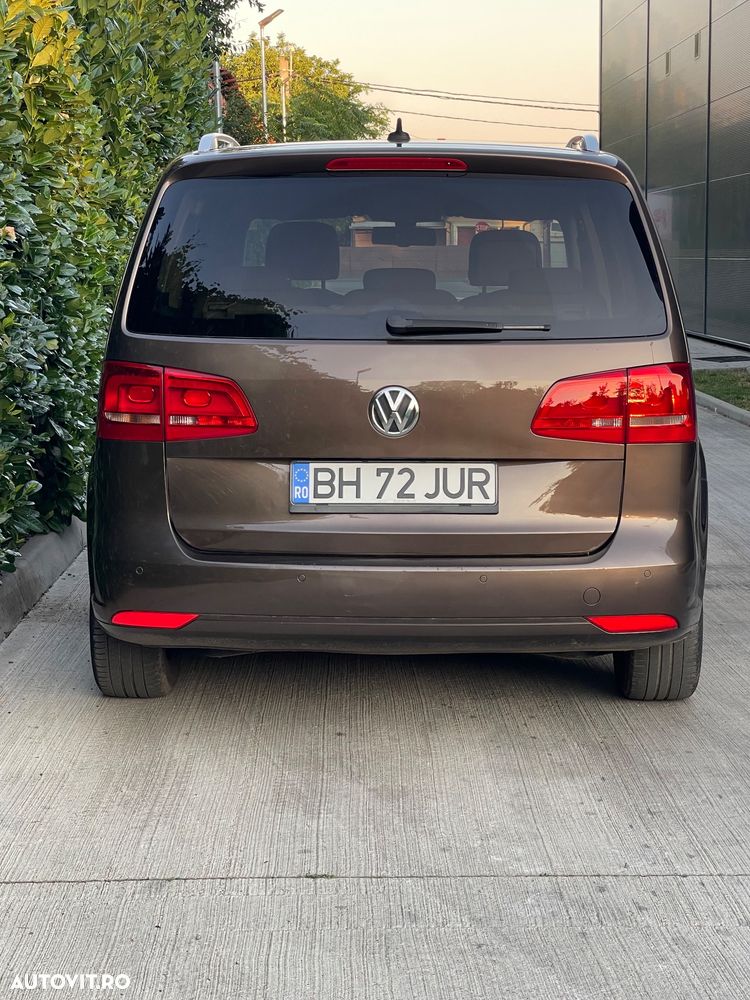 Volkswagen Touran 1.6 TDI DSG Highline - 8
