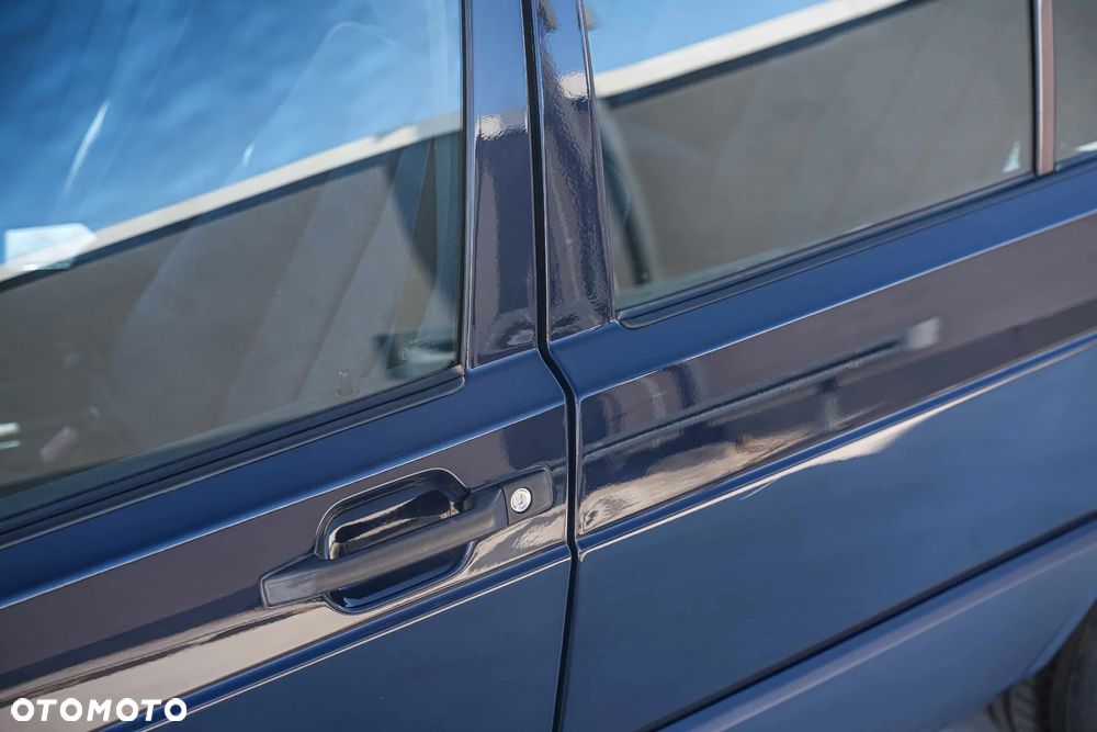 Mercedes-Benz W201 (190) - 10