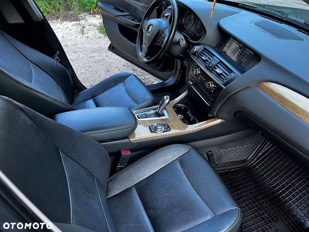 BMW X3 xDrive28i - 8