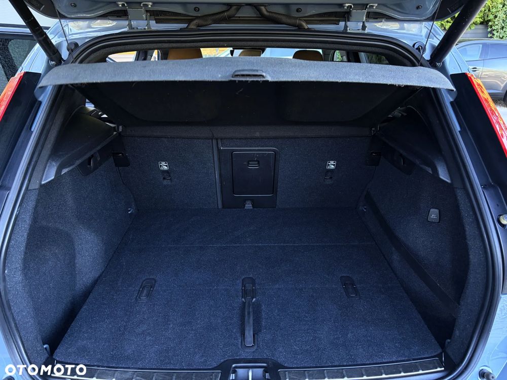 Volvo XC 40 D3 SCR Inscription - 33