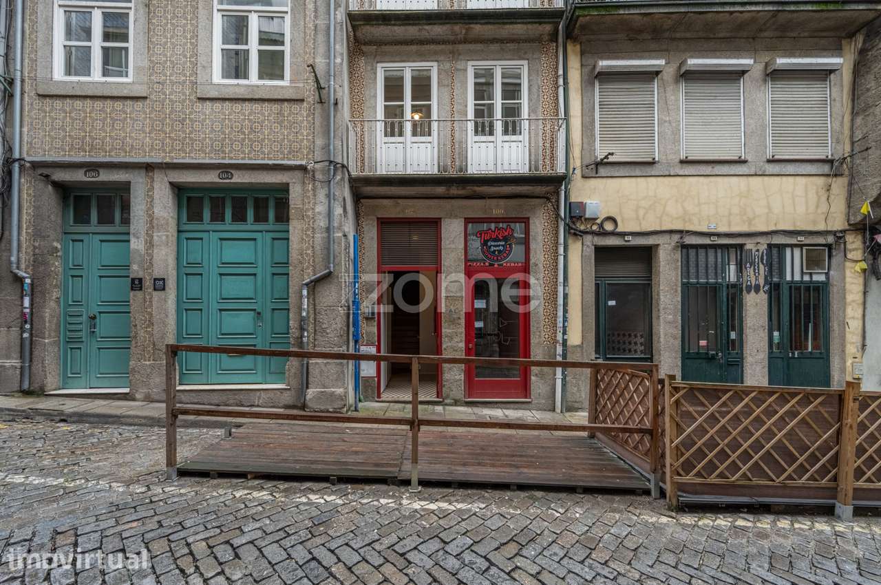 Prédio renovado em alojamento local, na Rua de Belomonte - Porto - Grande imagem: 4/50