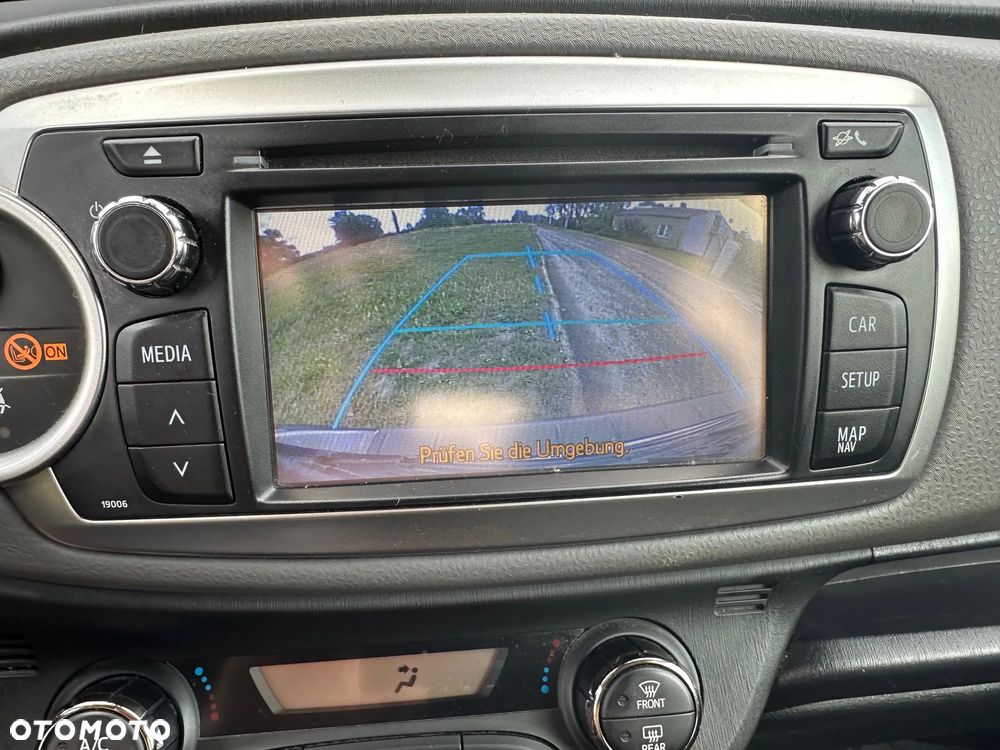 Toyota Yaris 1.33 VVT-i Edition 2014 - 17