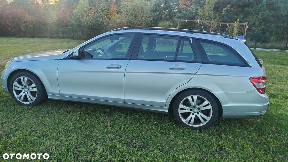 Mercedes-Benz C-Class 2007 photo 4