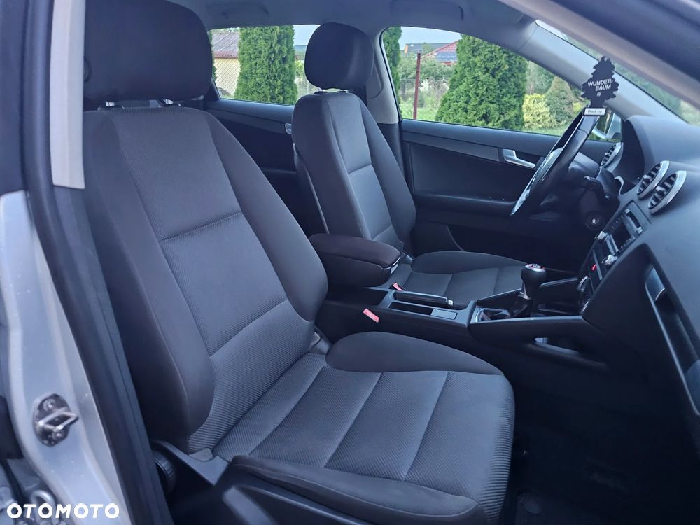 Audi A3 Sportback 1.6 Attraction - 19