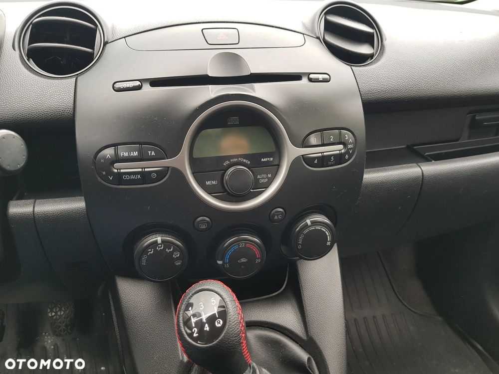 Mazda 2 1.3 Exclusive+ - 8