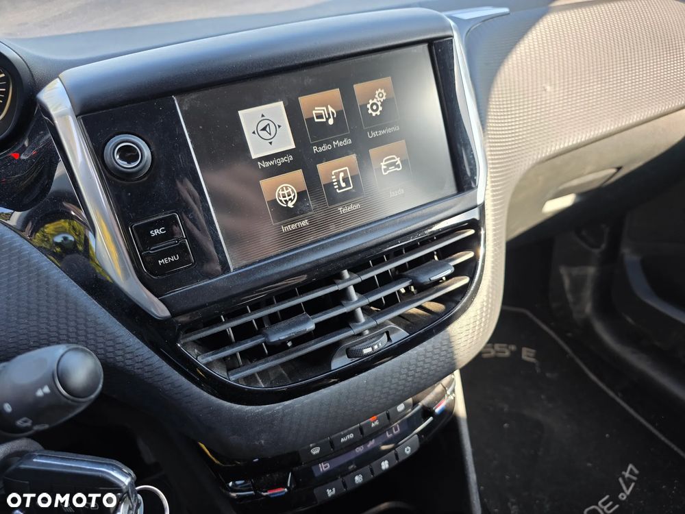 Peugeot 2008 1.2 Pure Tech Crossway S&S - 10