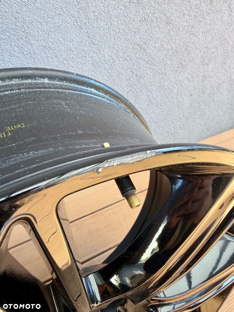 Felga Range Rover Velar 20 cali - 4