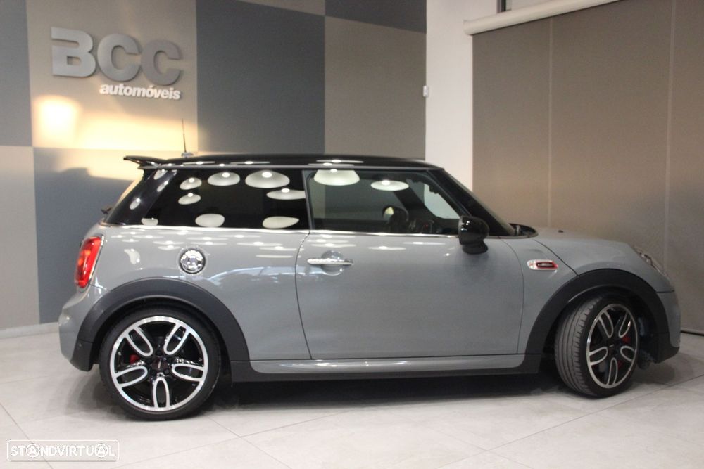 MINI 3 Portas John Cooper Works Auto Desportiva - 3