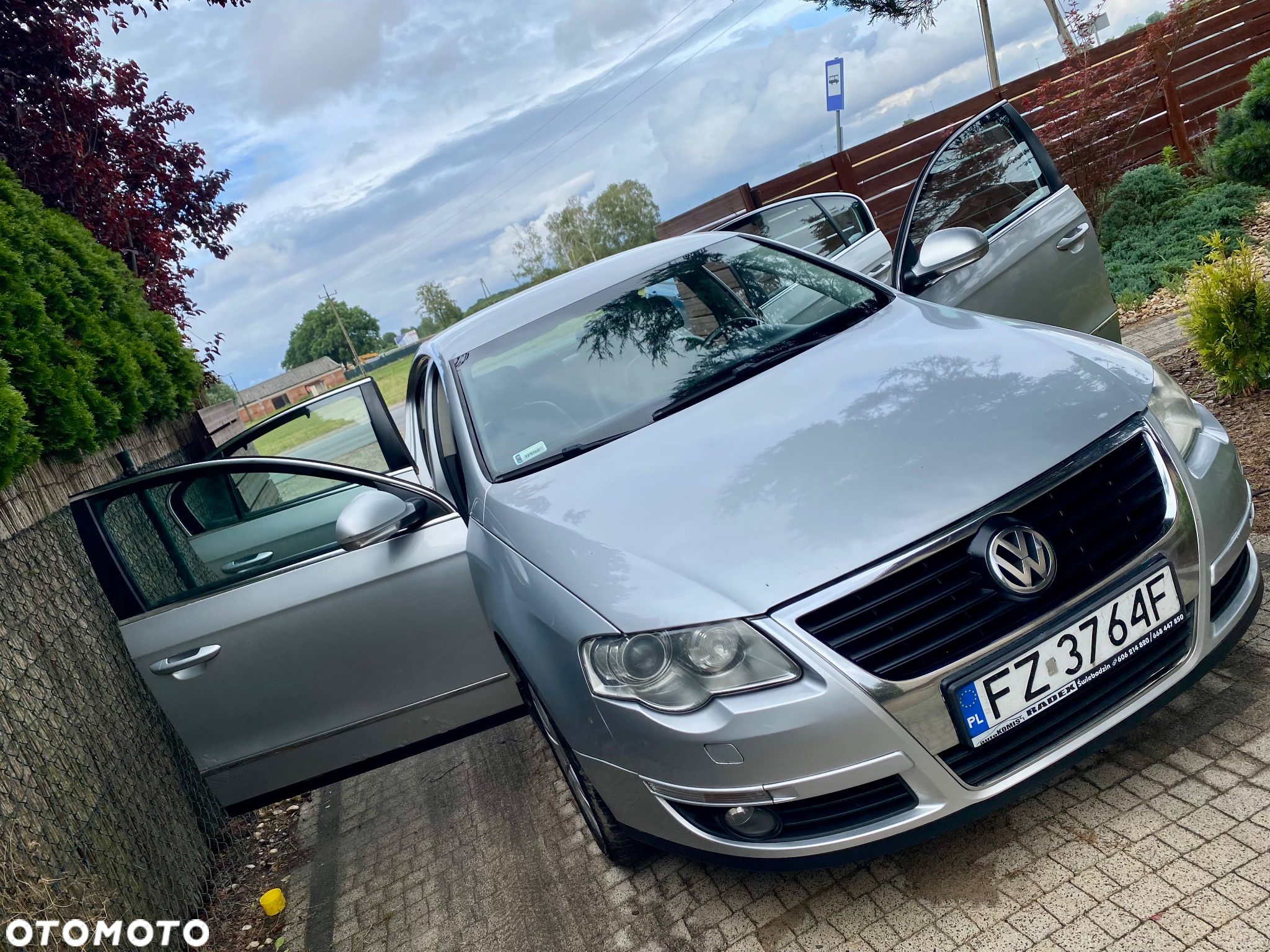 Volkswagen Passat - 17