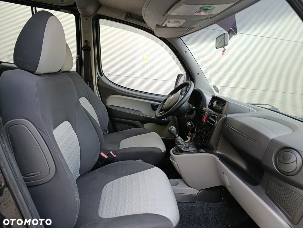Fiat Doblo 1.4 8V Family - 15