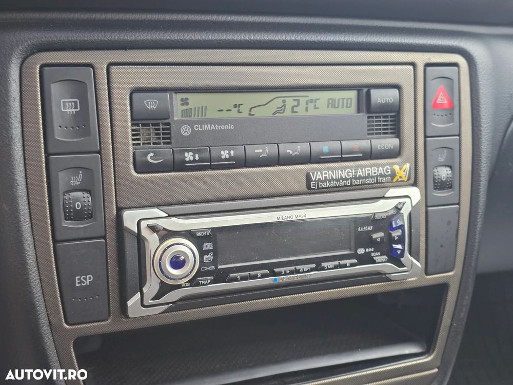 Volkswagen Passat - 20