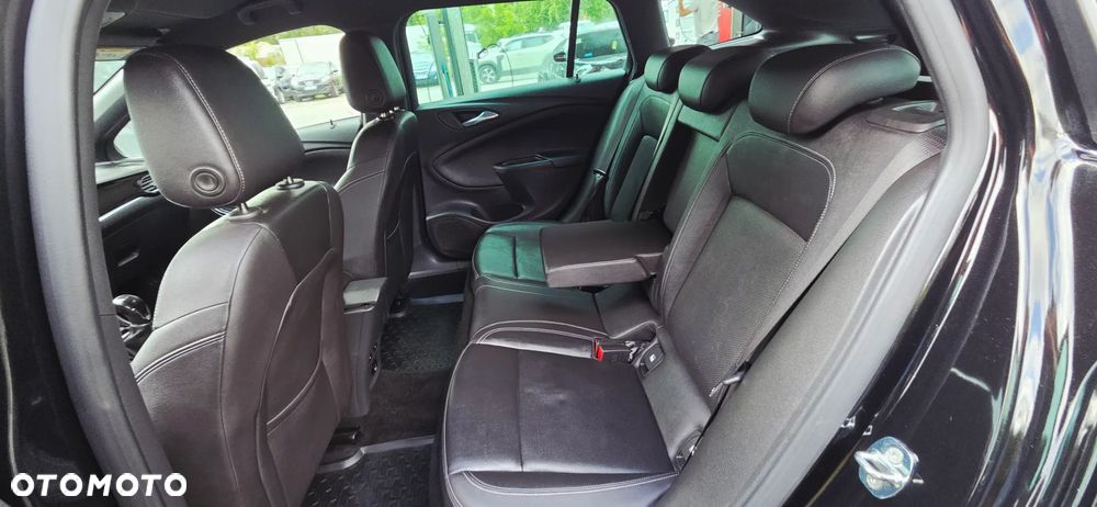 Opel Astra 1.6 BiTurbo D Start/Stop Sports Tourer Ultimate - 32