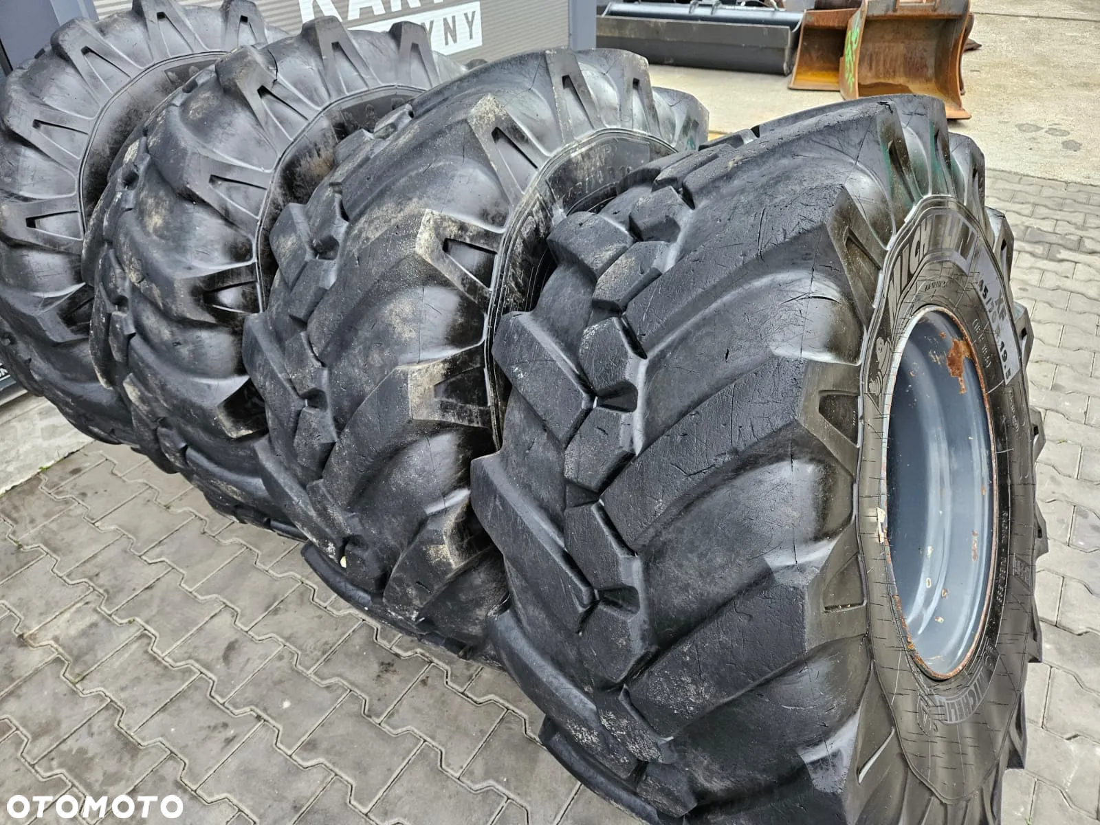 Caterpillar KOŁA 445/70-19,5 18-19,5 MICHELIN KOPARKA KOŁOWA CAT KOMATSU VOLVO - 7