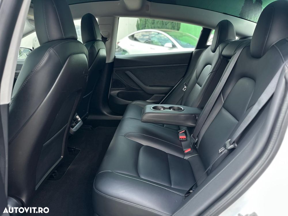 Tesla Model 3 Standard Reichweite Plus Hinterradantrieb - 21