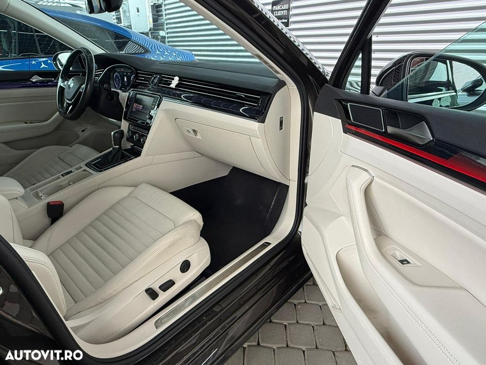 Volkswagen Passat 1.4 TSI ACT DSG Comfortline - 23