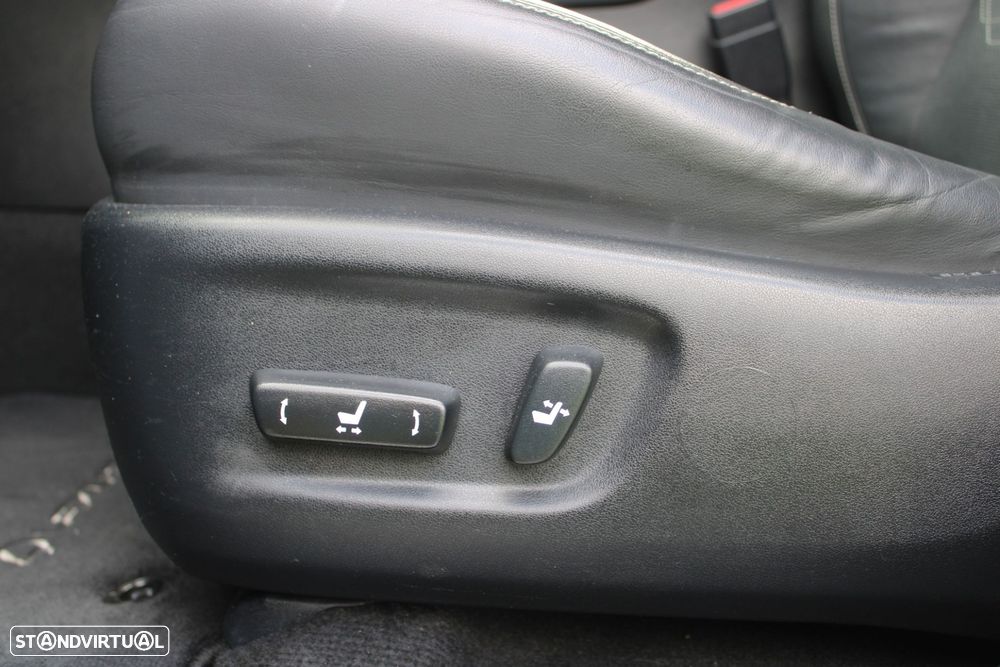 Lexus NX 300h Executive - 24