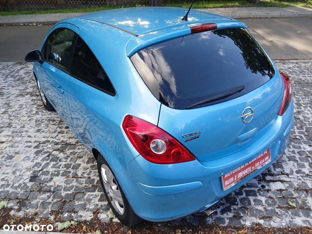Opel Corsa 1.4 16V Satellite - 10