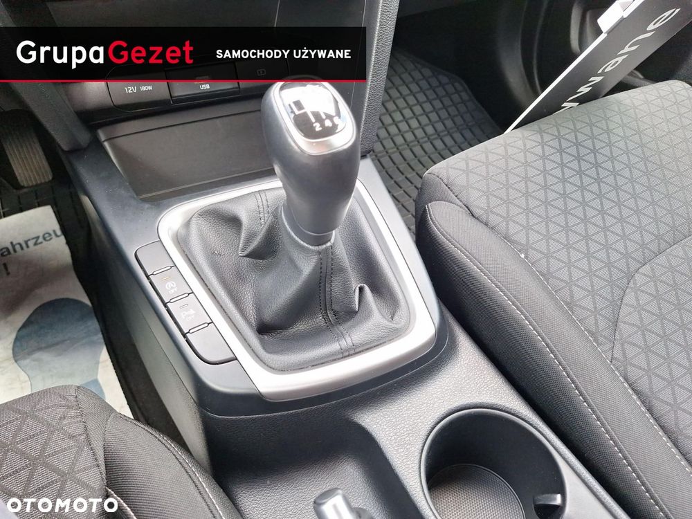 Kia XCeed 1.5 T-GDI M - 15