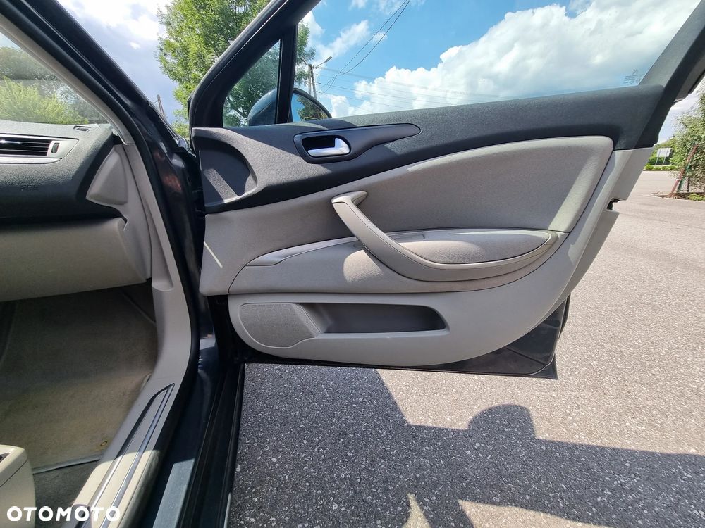 Citroën C5 2.2 HDi Exclusive - 34