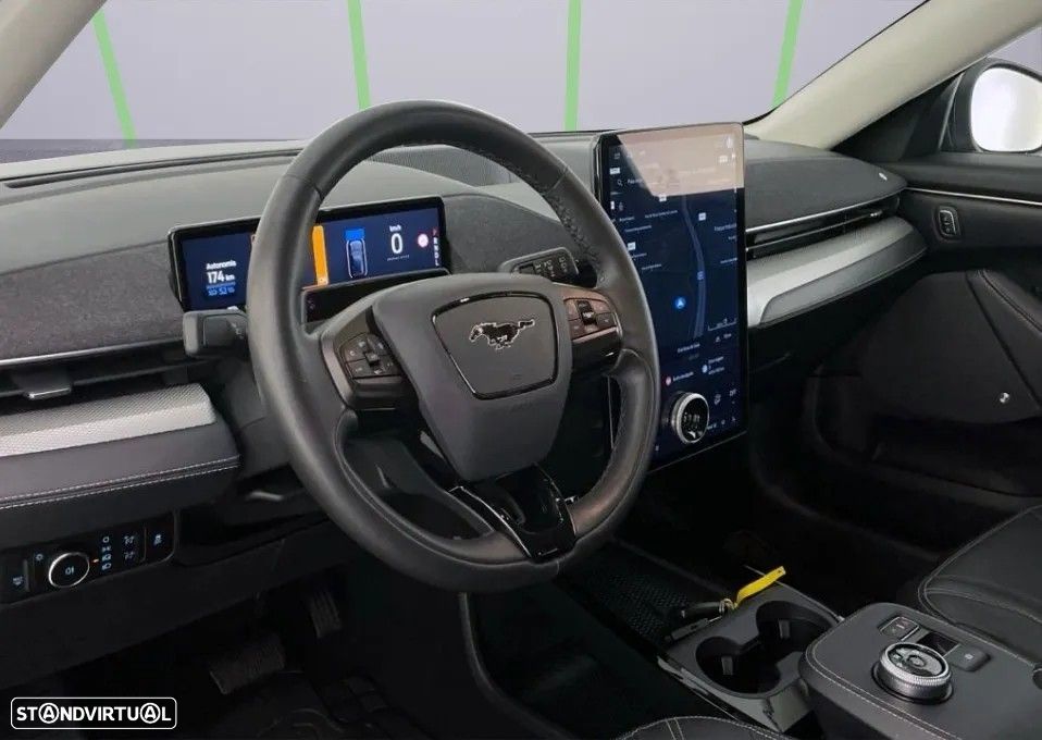 Ford Mustang Mach-E 75.7 kWh Base - 6