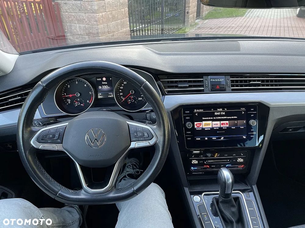 Volkswagen Passat 2.0 TDI EVO Business DSG - 9