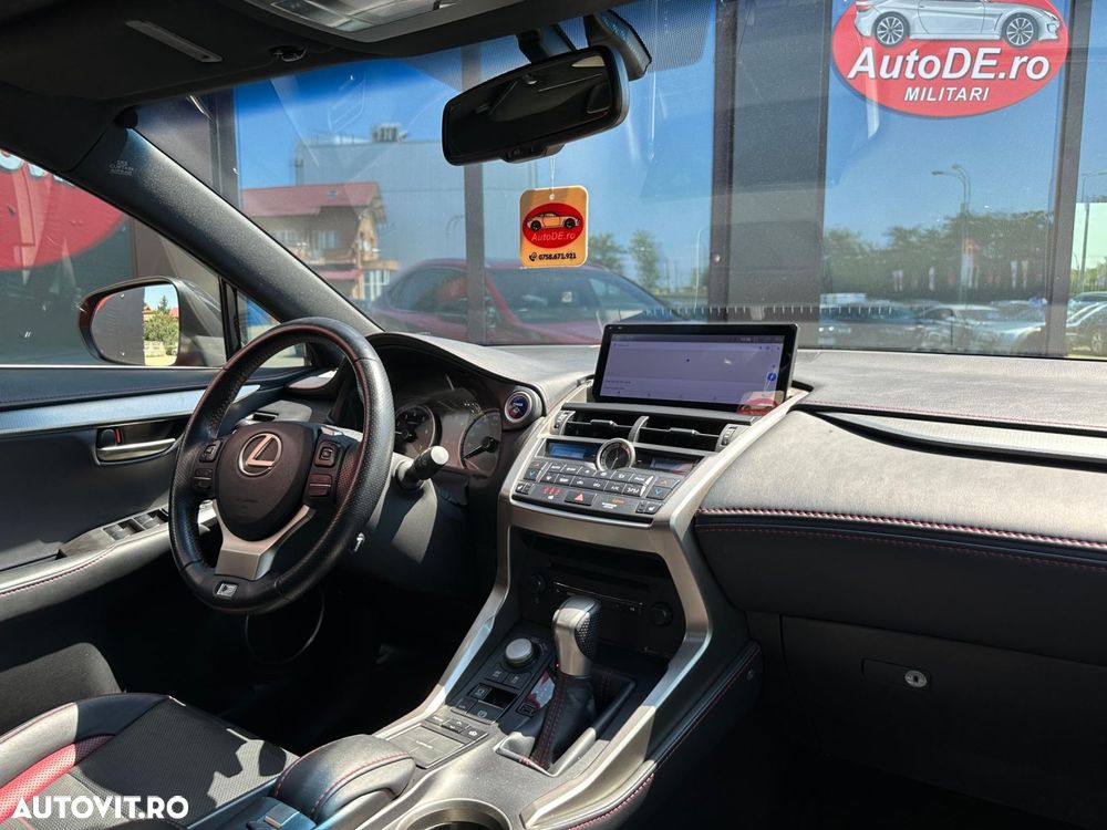 Lexus Seria NX - 10