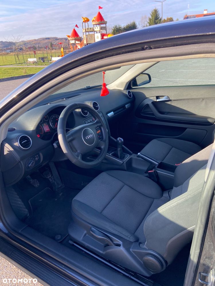 Audi A3 3-drzwiowe 1.9 TDI Ambiente - 4