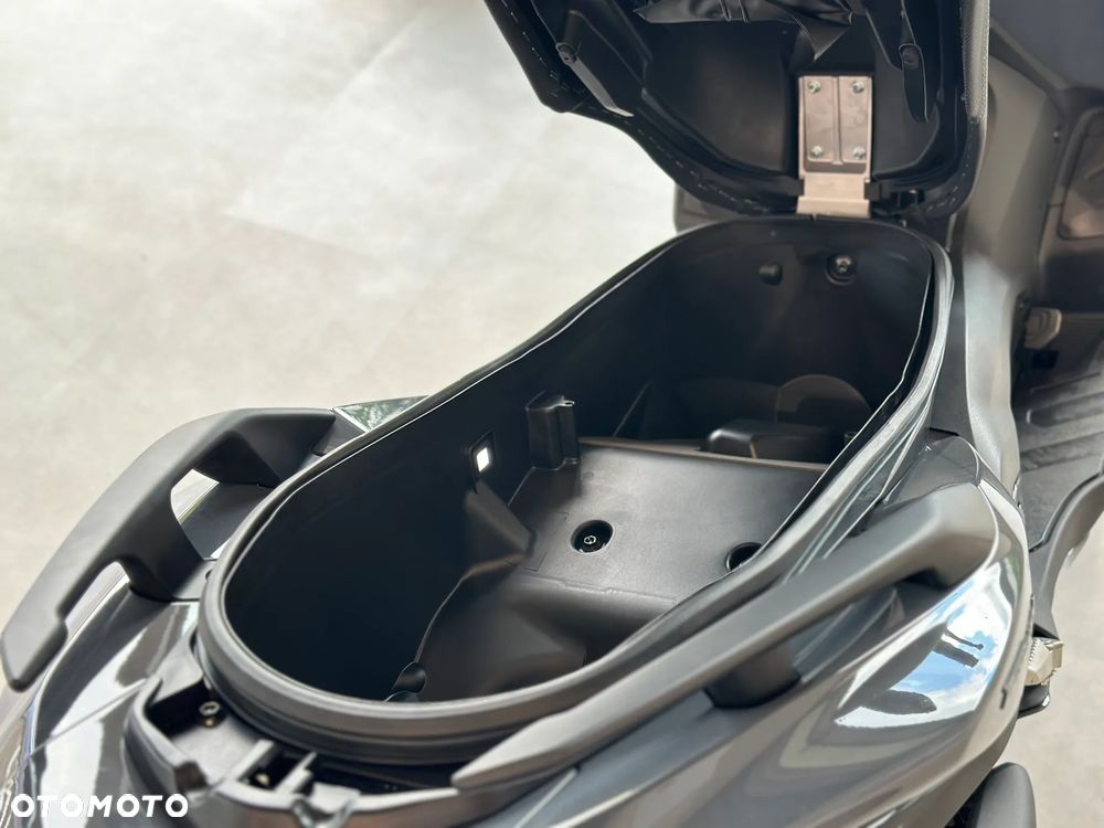 Yamaha Tricity - 13