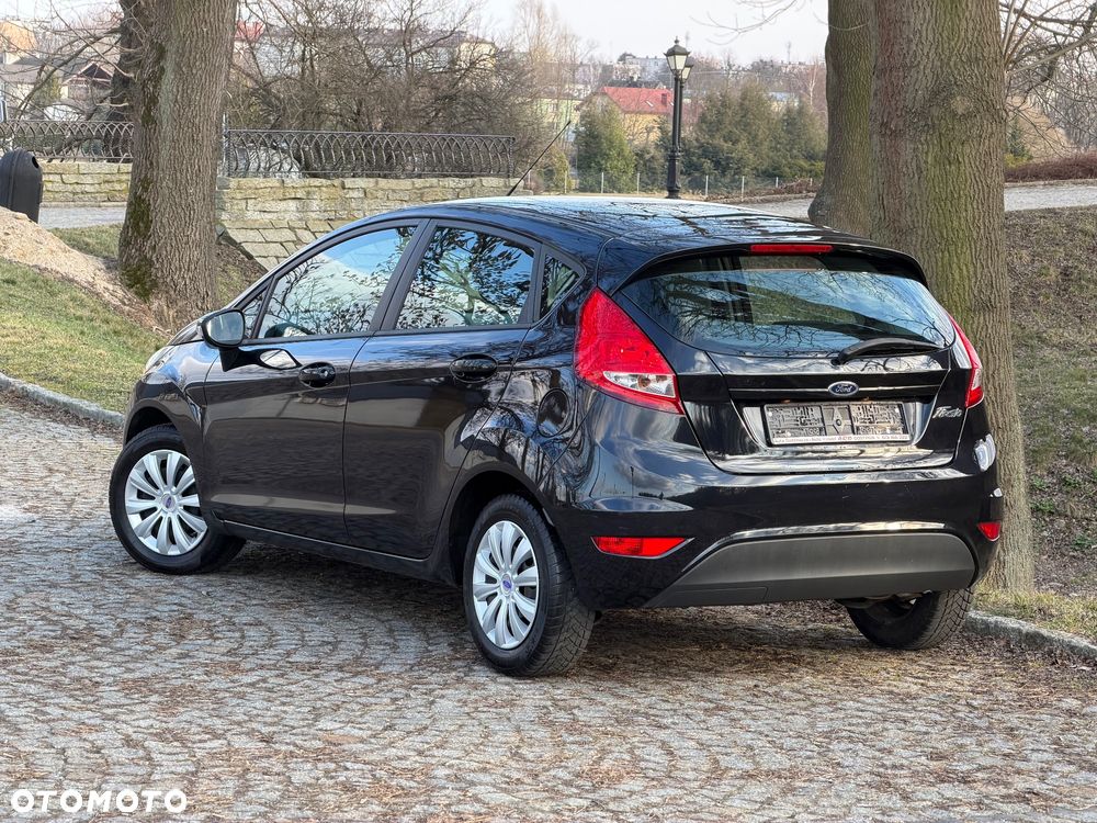 Ford Fiesta 1.25 FX Silver - 2